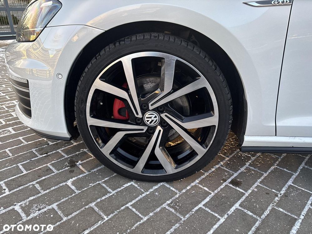 Volkswagen Golf 2.0 TDI BMT GTD DSG - 19