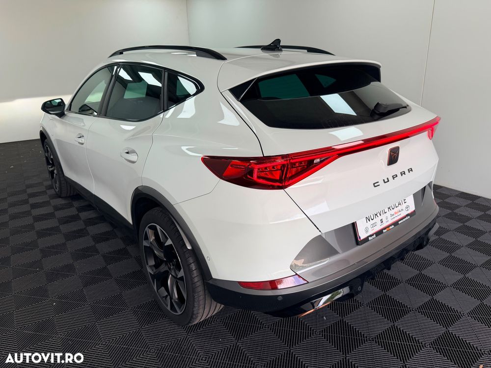 Cupra Formentor 1.4 e-HYBRID DSG - 32