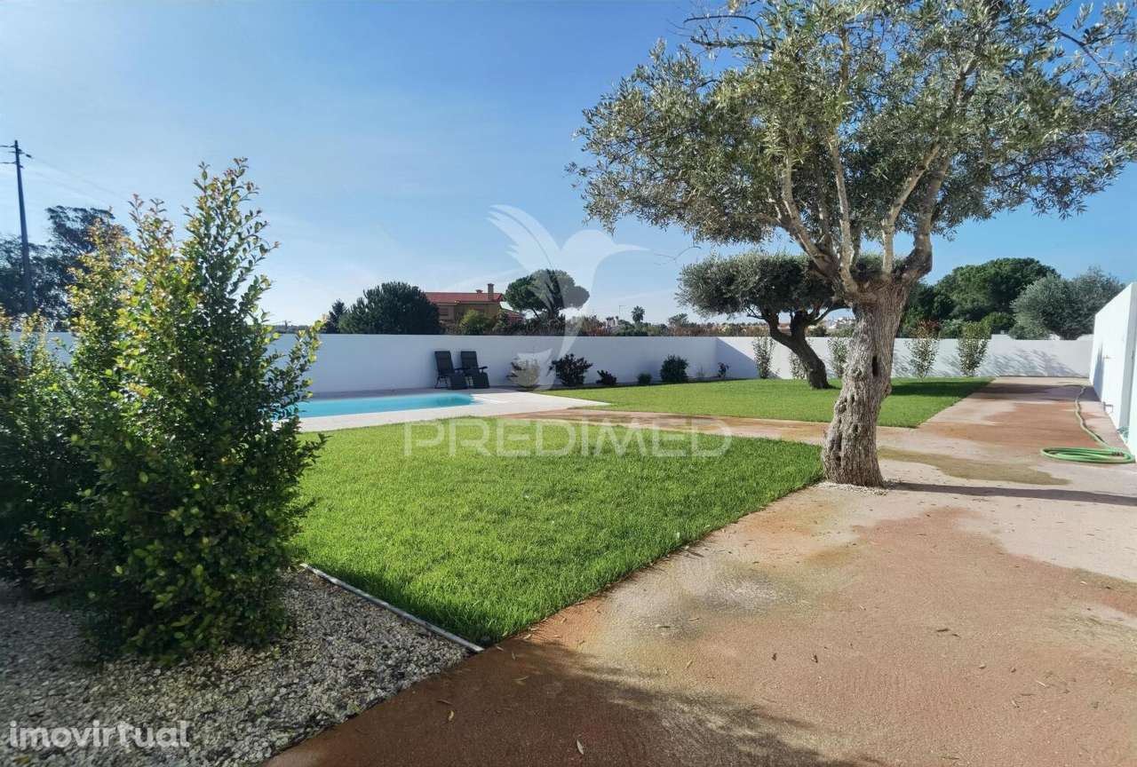 Moradia T4 -Condomínio Fechado Éden Entroncamento - Grande imagem: 5/39