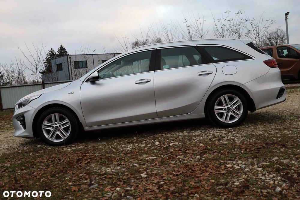 Kia Ceed 1.5 T-GDI M DCT - 8