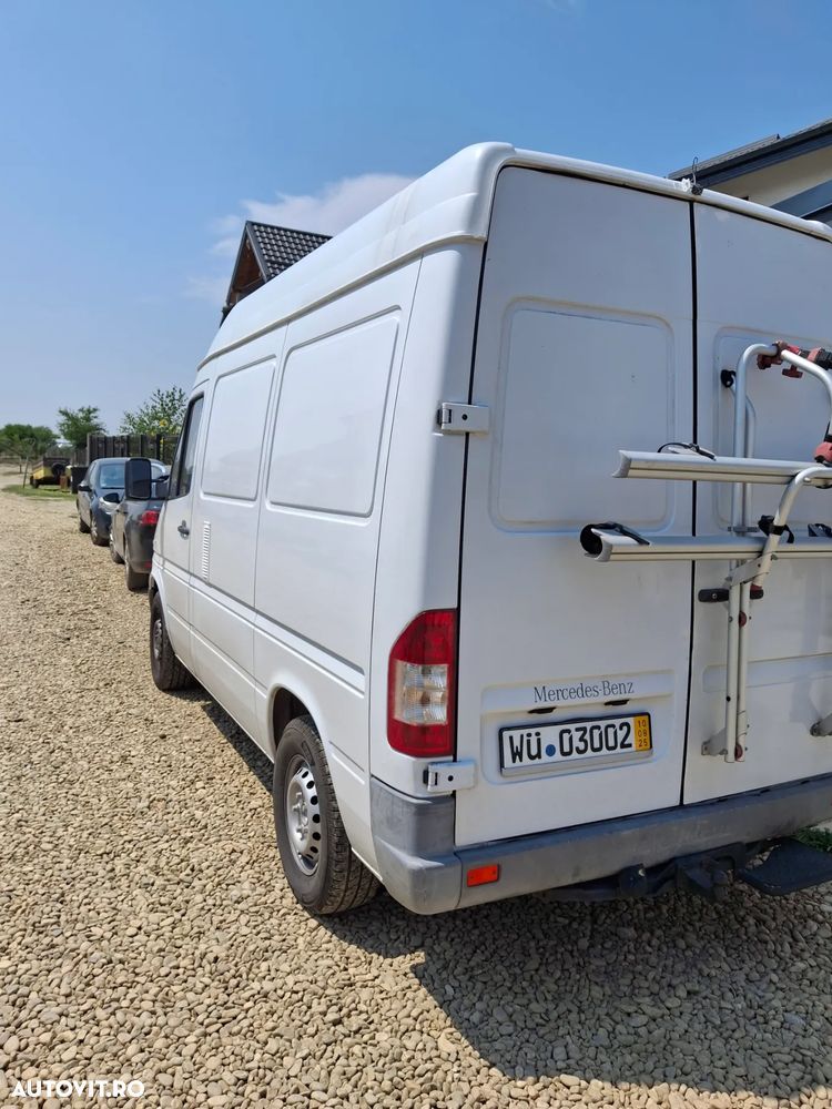 Mercedes-Benz Sprinter - 1