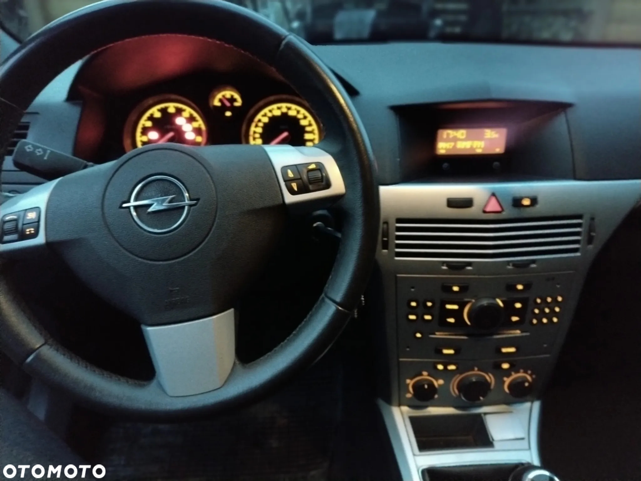 Opel Astra III 1.6 - 5