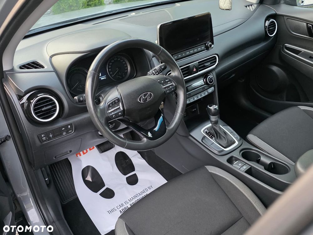 Hyundai Kona - 17