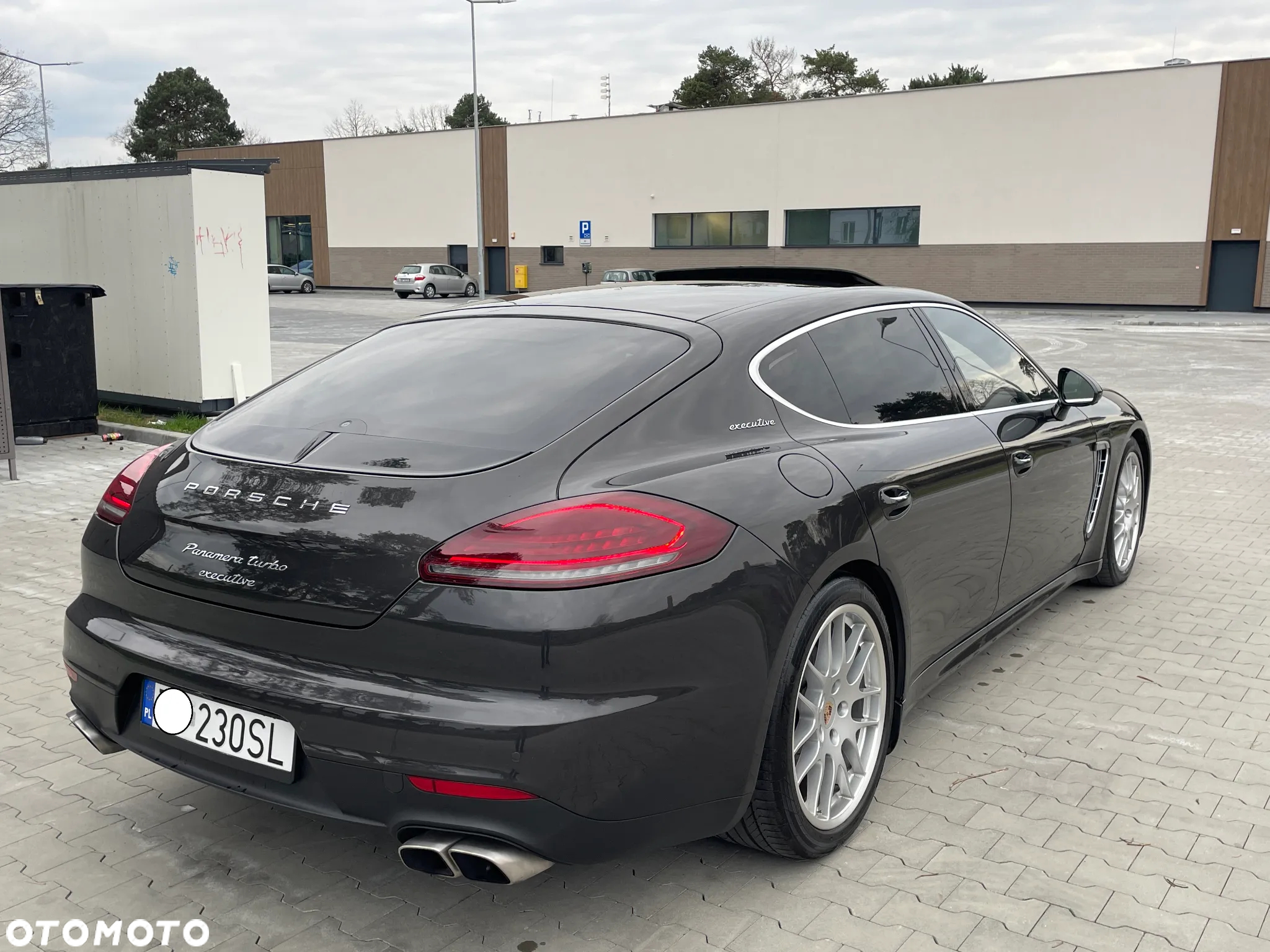 Porsche Panamera Turbo Executive PDK - 16