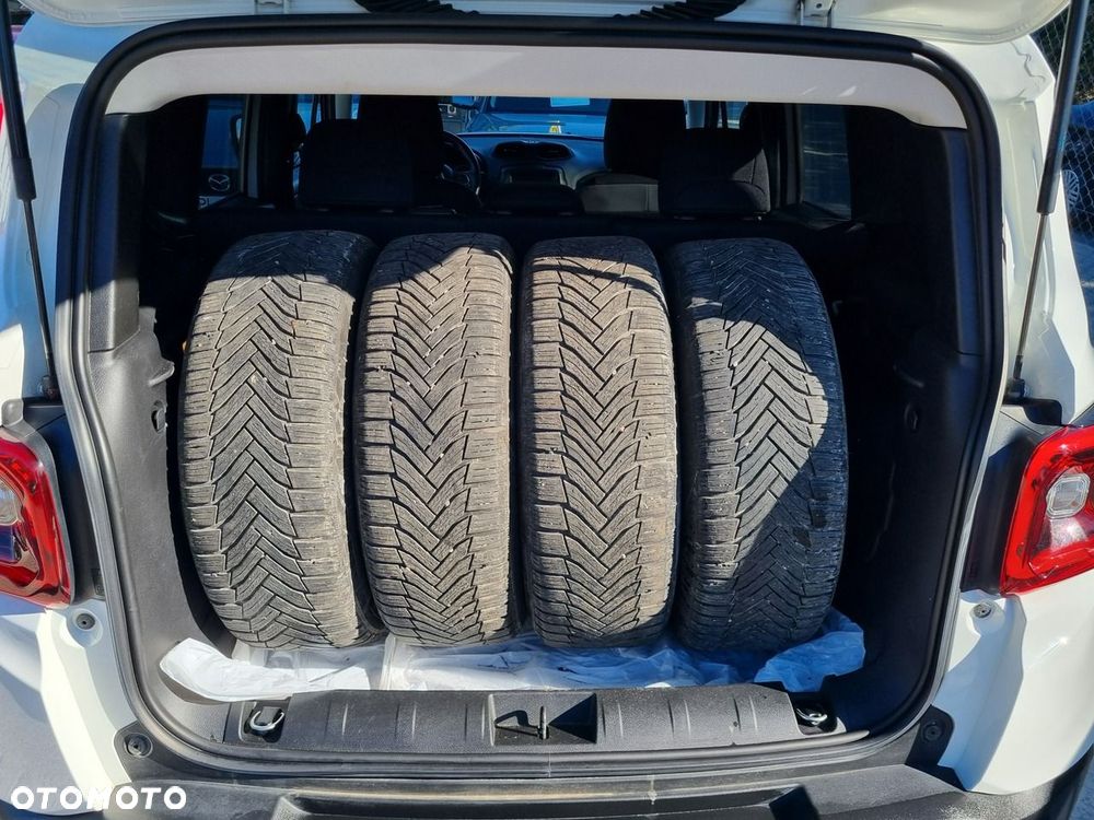 Jeep Renegade 1.3 T-GDI Automatik Limited - 26