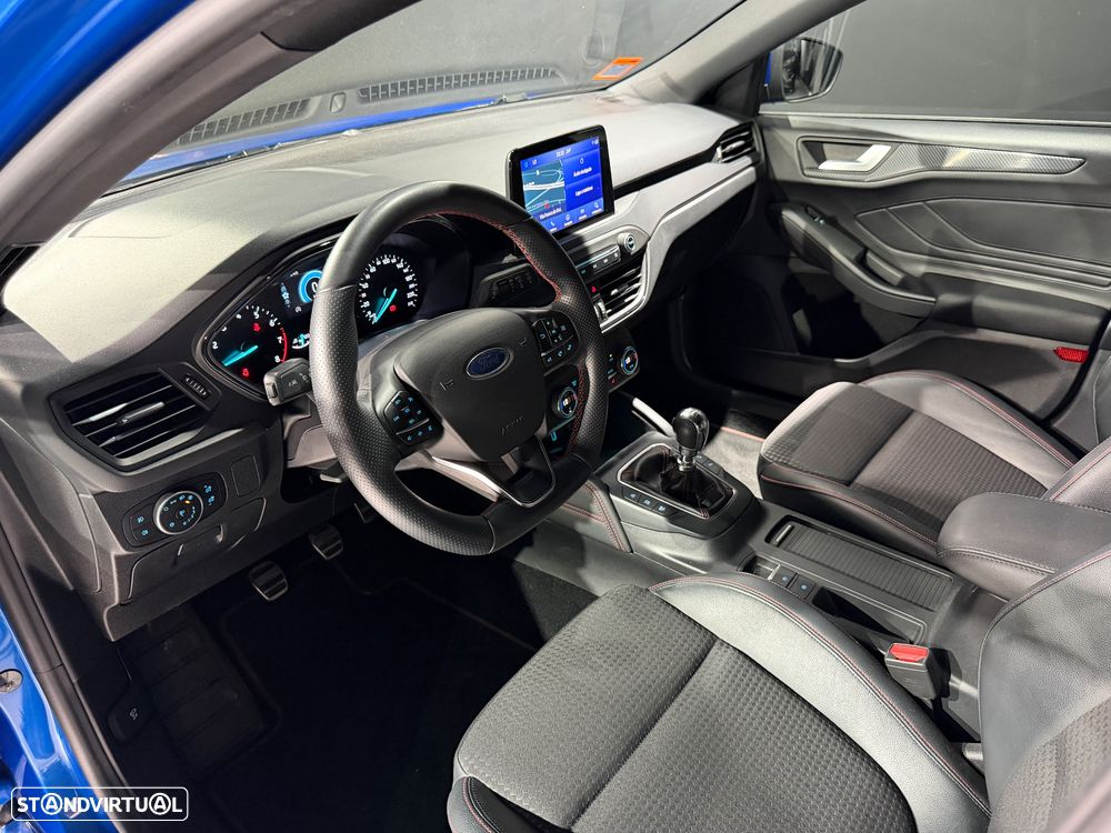 Ford Focus SW 1.0 EcoBoost ST-Line X - 27