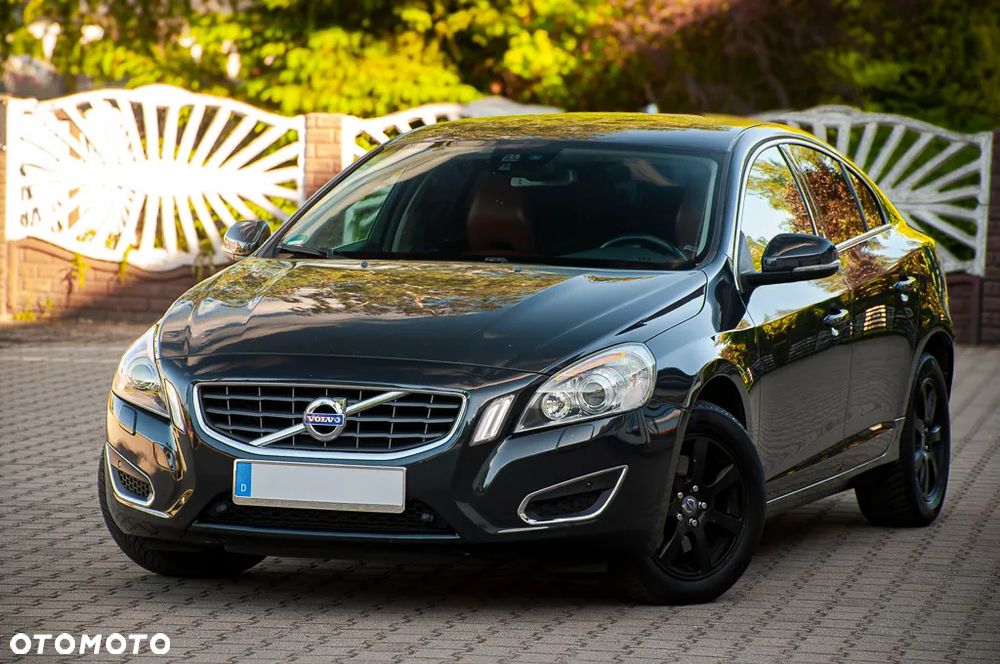 Volvo S60 D4 Summum - 4