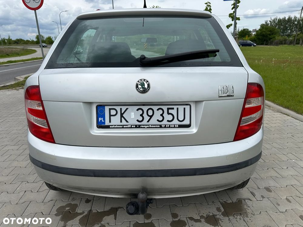 Skoda Fabia - 12