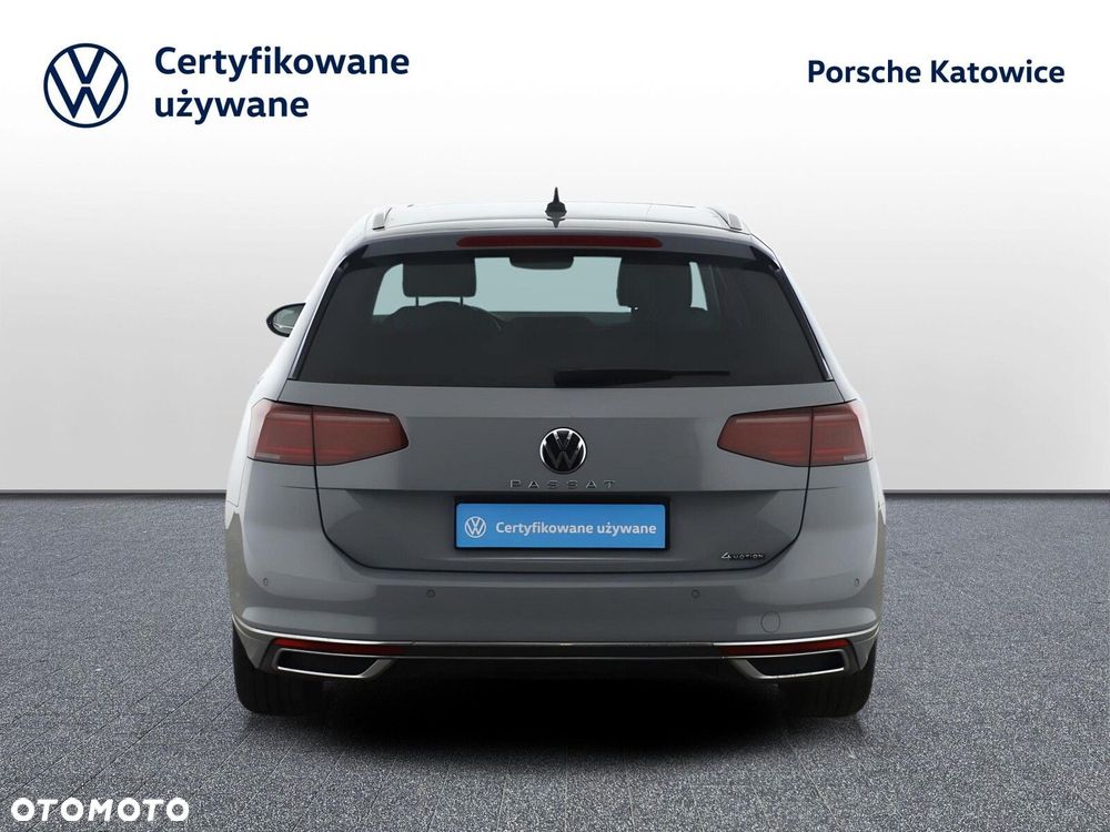 Volkswagen Passat Variant 2.0 TDI Elegance DSG - 5
