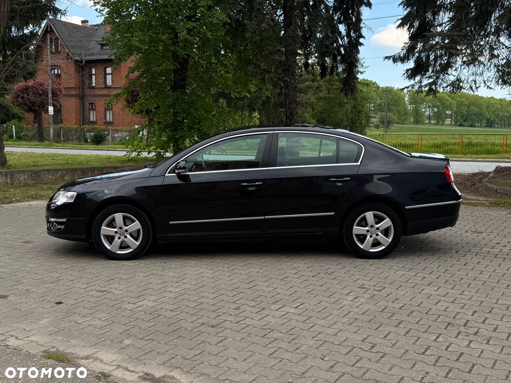 Volkswagen Passat 2.0 TDI DPF Individual - 3