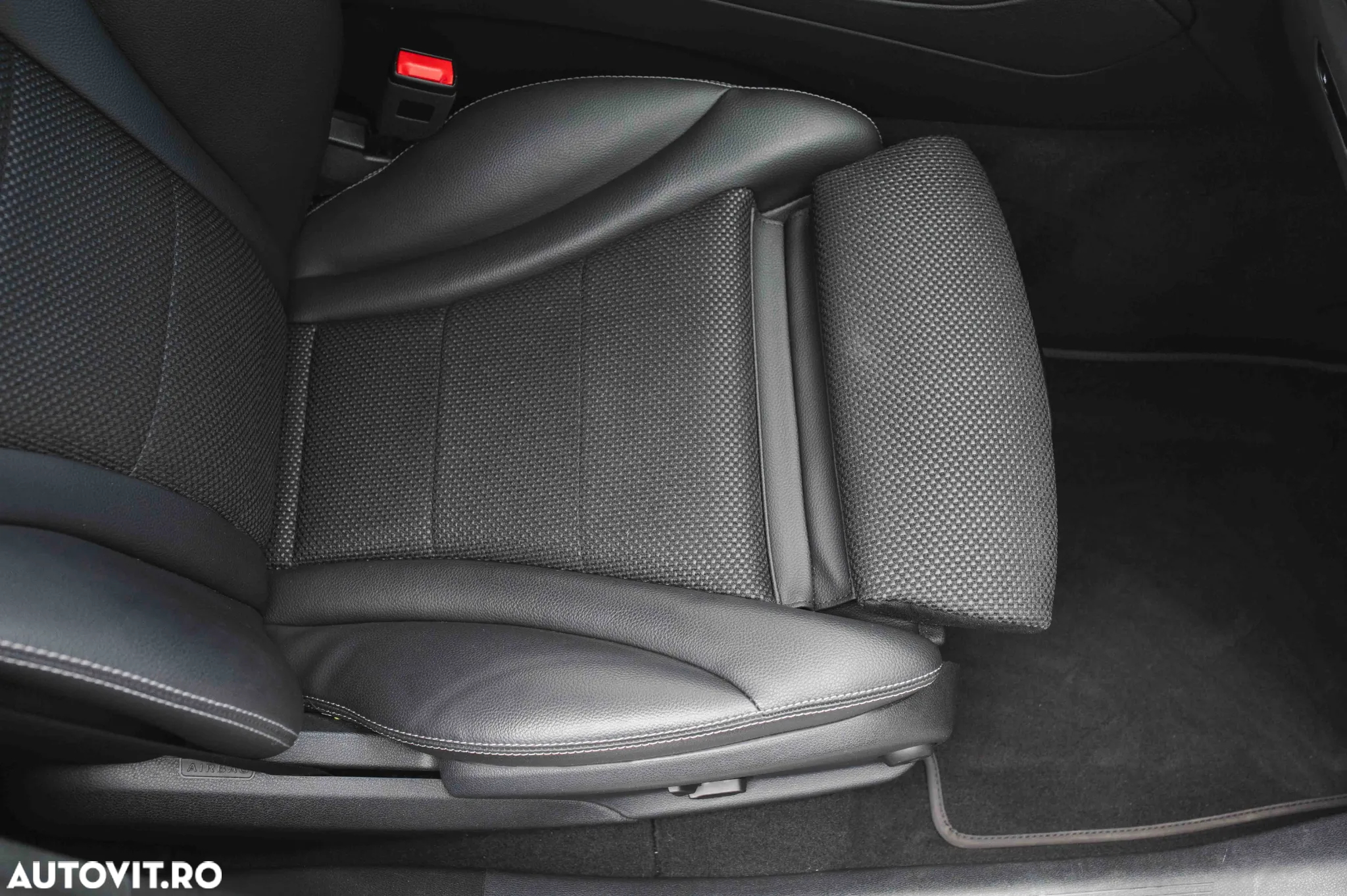 Mercedes-Benz GLC 300 de 4MATIC - 23