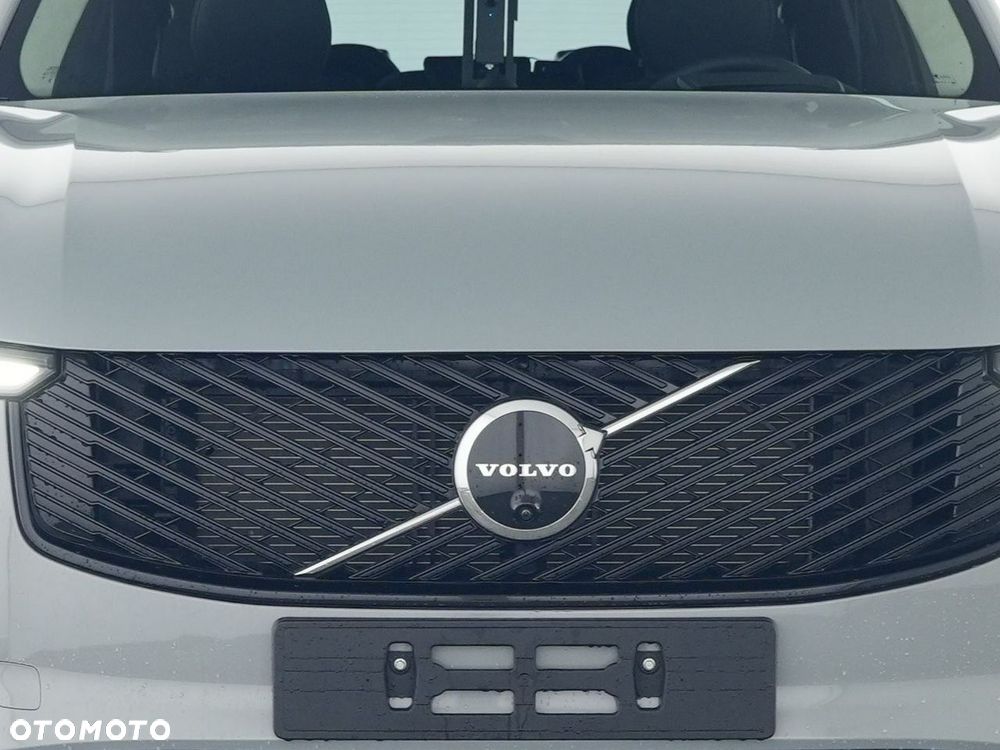 Volvo XC 90 T8 AWD Plug-In Hybrid Ultra Dark 7os - 4