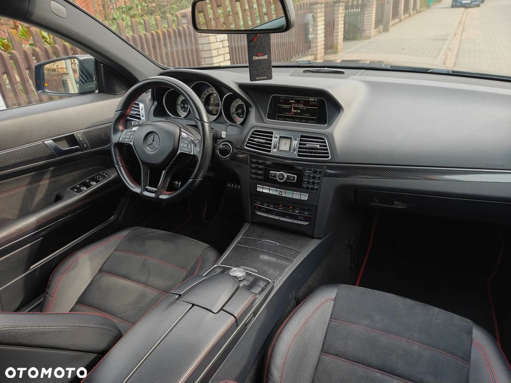 Mercedes-Benz Klasa E 250 7G-TRONIC Sport Edition - 13