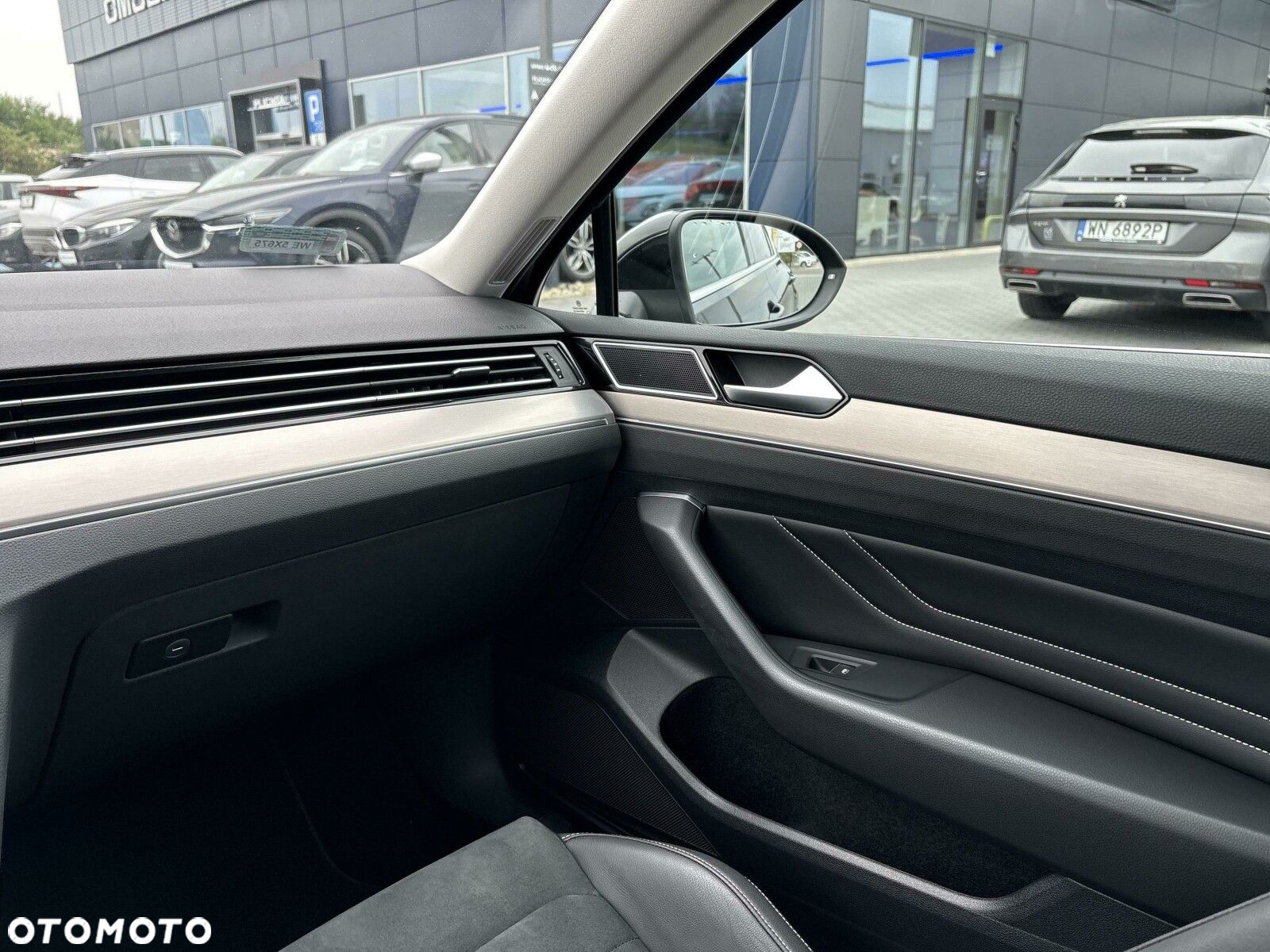 Volkswagen Passat 2.0 TSI Elegance DSG - 13