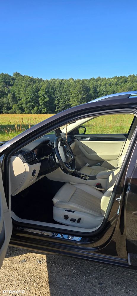 Skoda Superb 2.0 TDI L&K DSG - 28