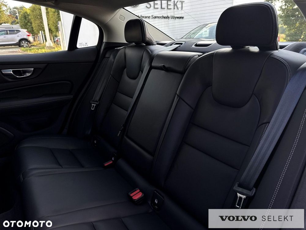Volvo S60 - 30