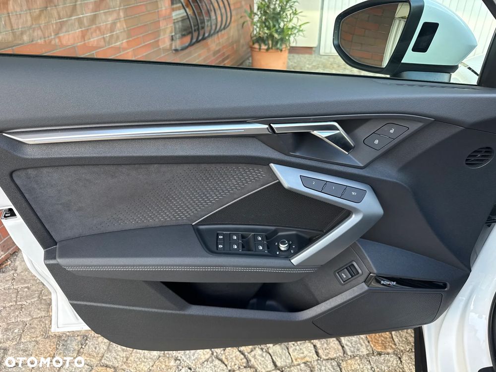 Audi A3 Sportback 40 TFSI quattro S tronic S line - 18
