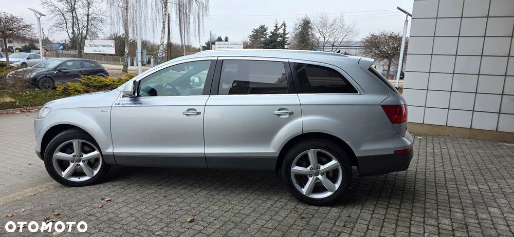 Audi Q7 - 3