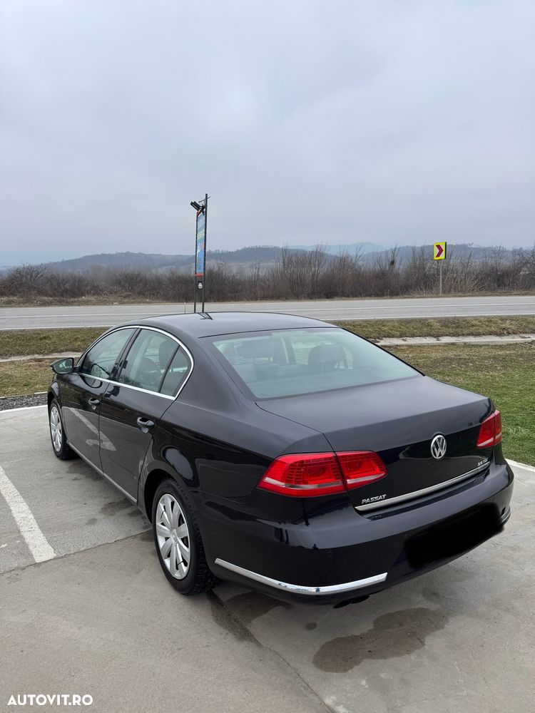 Volkswagen Passat 2.0 TDI DPF DSG Highline - 5