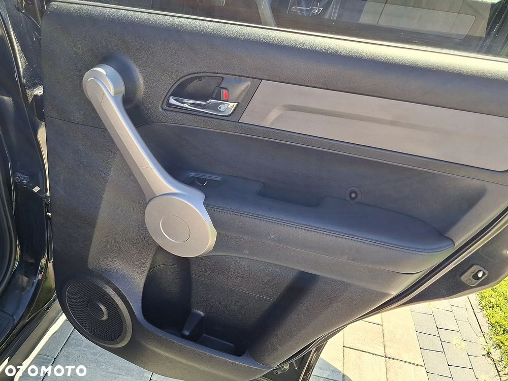 Honda CR-V 2.0i-VTEC Automatik Executive 50 Jahre Edition - 15
