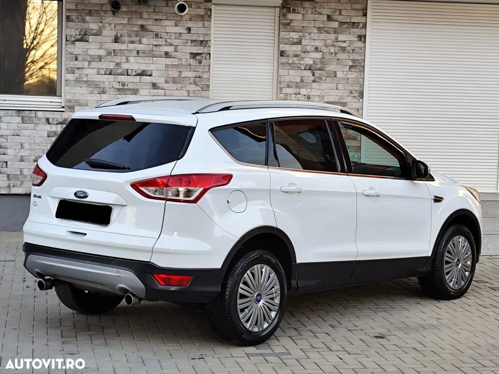 Ford Kuga - 4