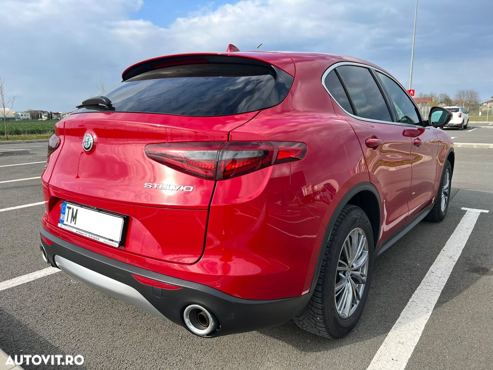Alfa Romeo Stelvio - 6
