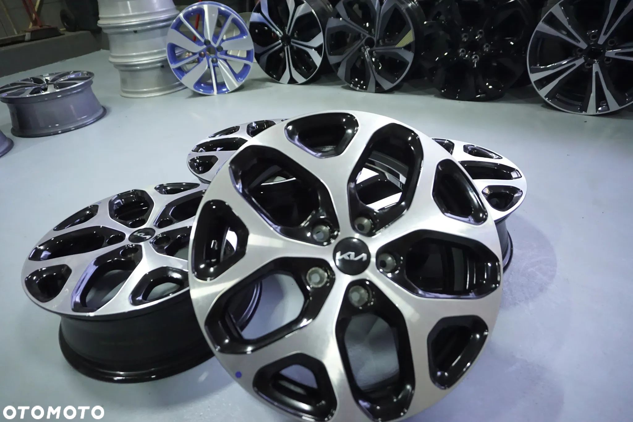 FELGI ALUMINIOWE 17 KIA OPTIMA CEED SPORTAGE NIRO CEED CARENS VENGA - 1
