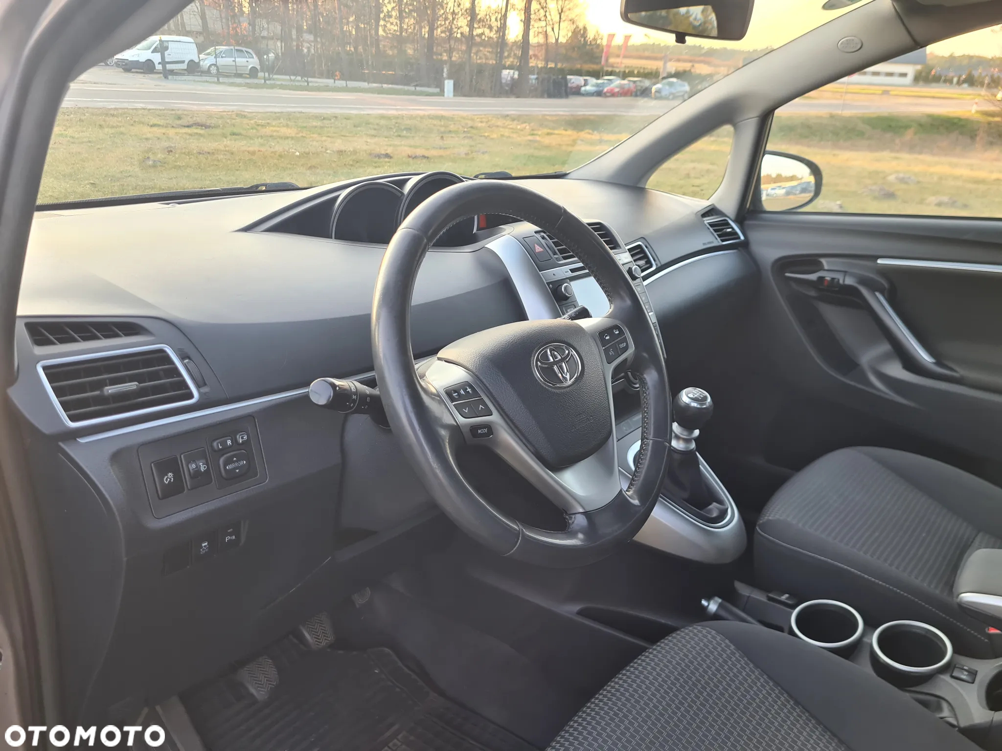Toyota Verso 1.6 D-4D 5-Sitzer Start/Stop Skyview Edition - 20