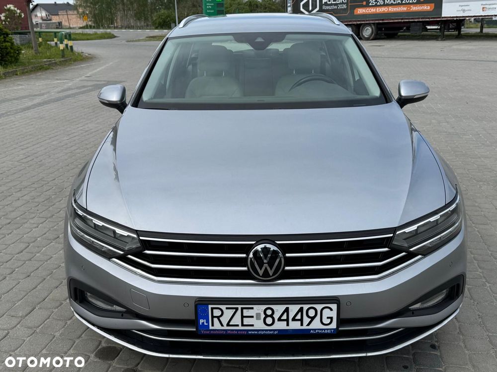 Volkswagen Passat - 21