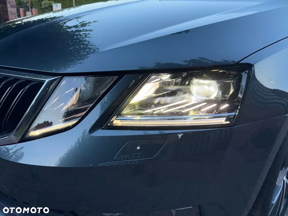 Skoda Octavia 1.6 TDI DSG Soleil - 23