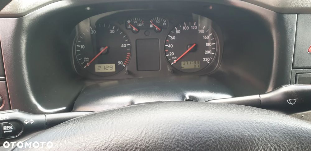 Volkswagen Transporter - 15