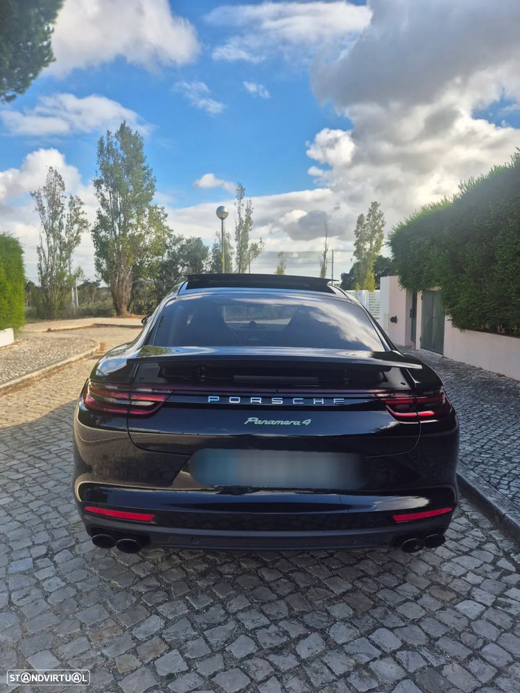 Porsche Panamera 4 E-Hybrid 10 Years Edition - 10
