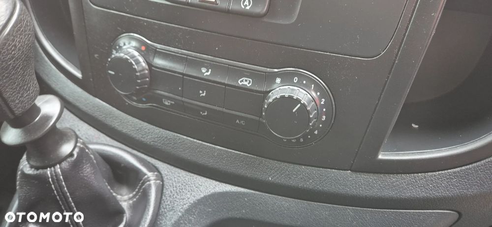 Mercedes-Benz Vito - 17