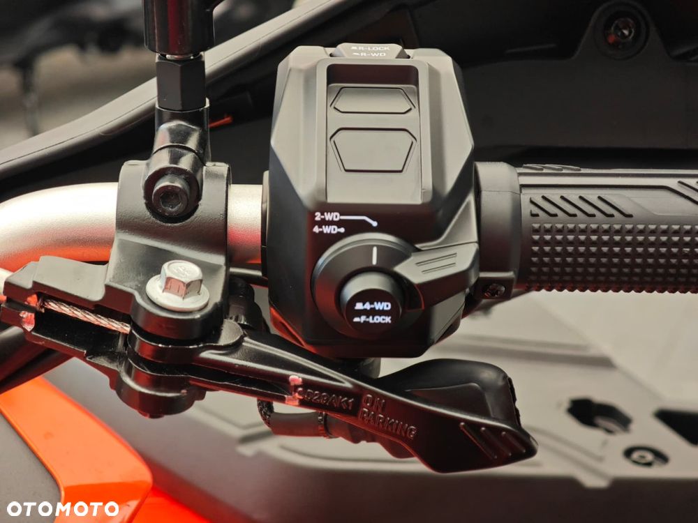 CFMoto CForce - 10
