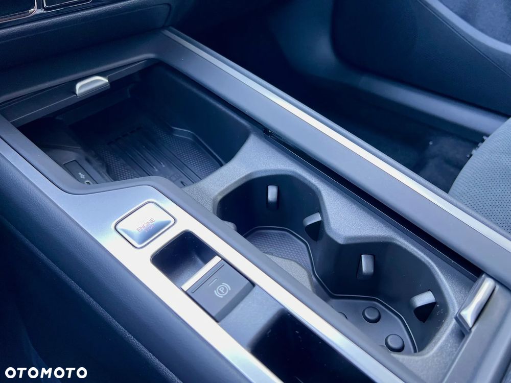 Volkswagen Passat - 16