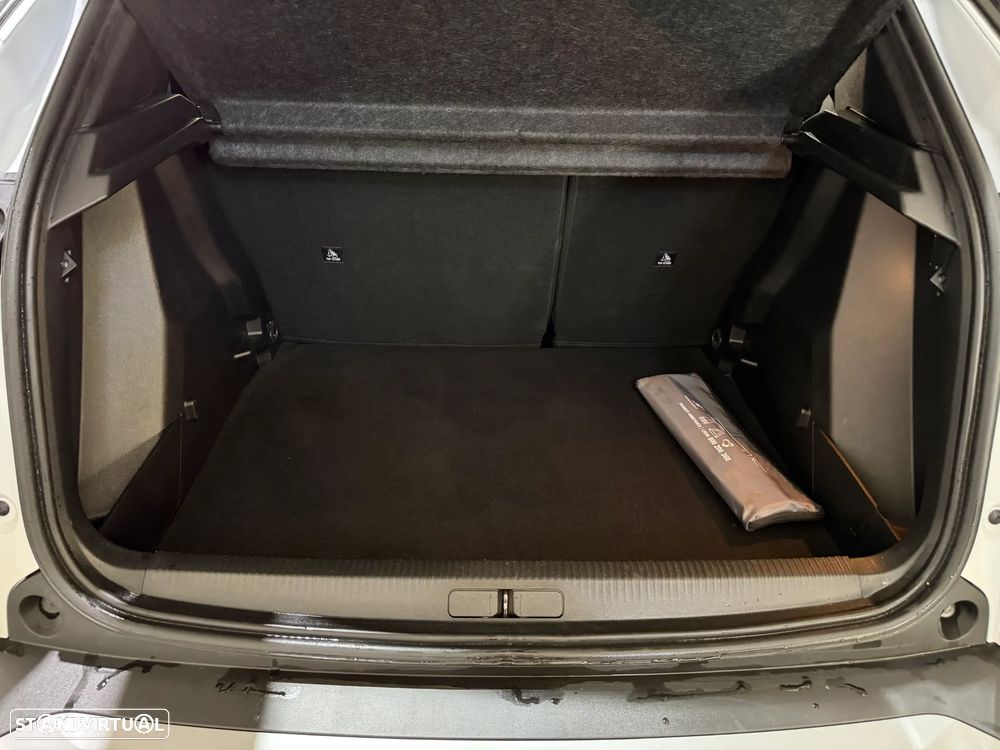 Peugeot 2008 1.2 PureTech Active - 4