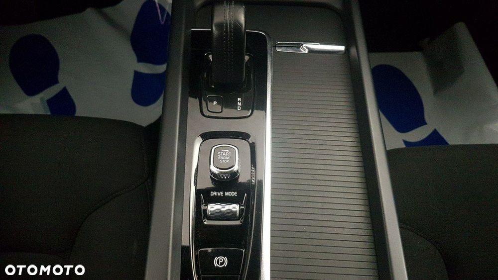 Volvo XC 60 - 30