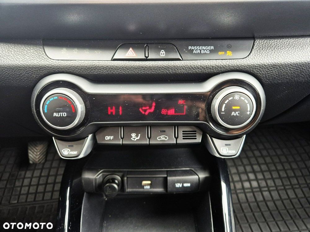 Kia Stonic 1.0 T-GDI L - 17