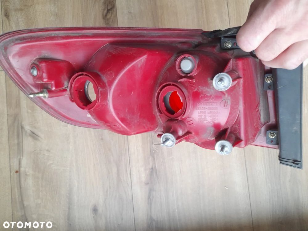 HYUNDAI SANTA FE  II LAMPA TYLNA PRAWA TYĽ 06-> - 7