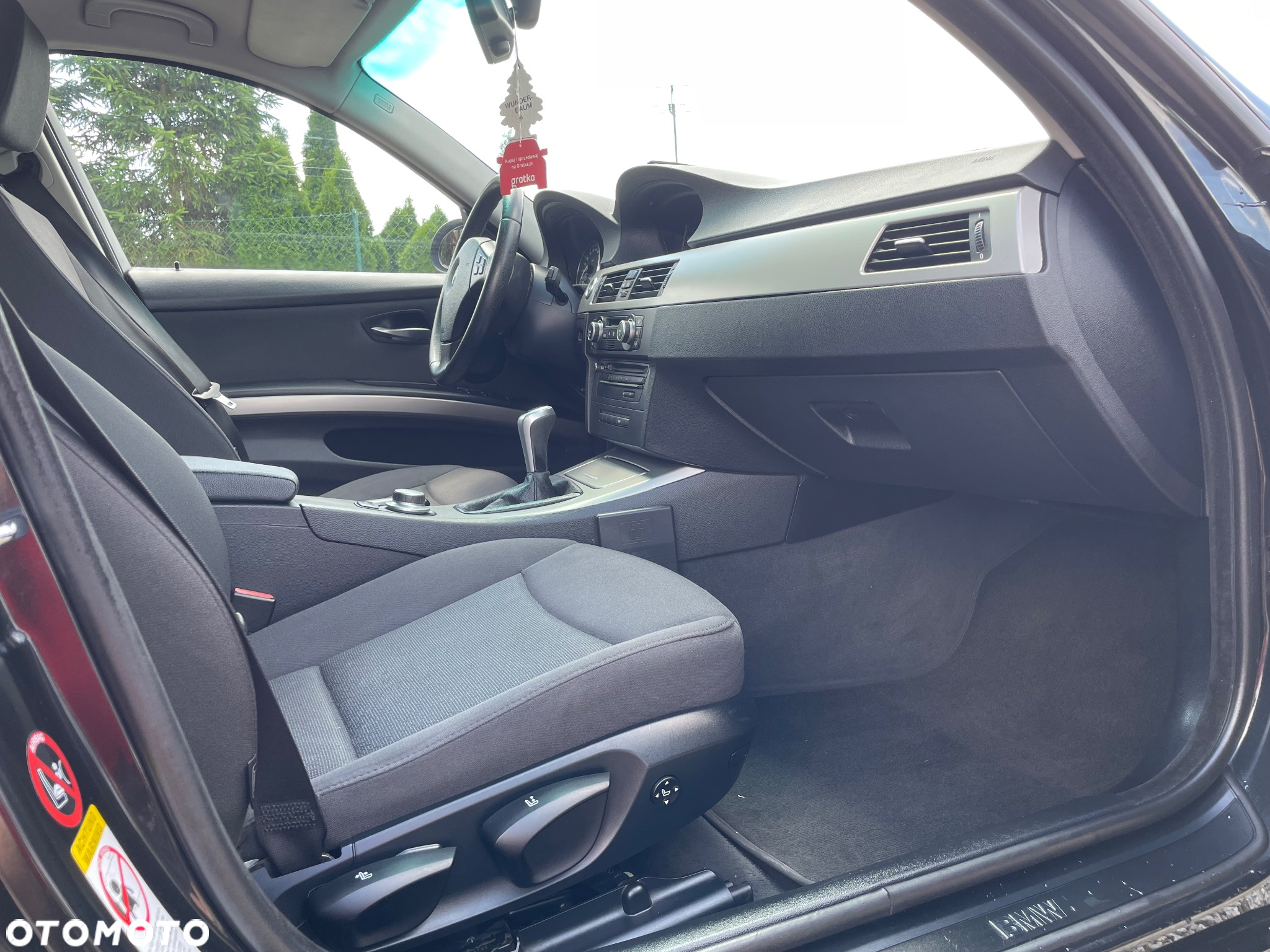 BMW Seria 3 320d DPF Touring - 37