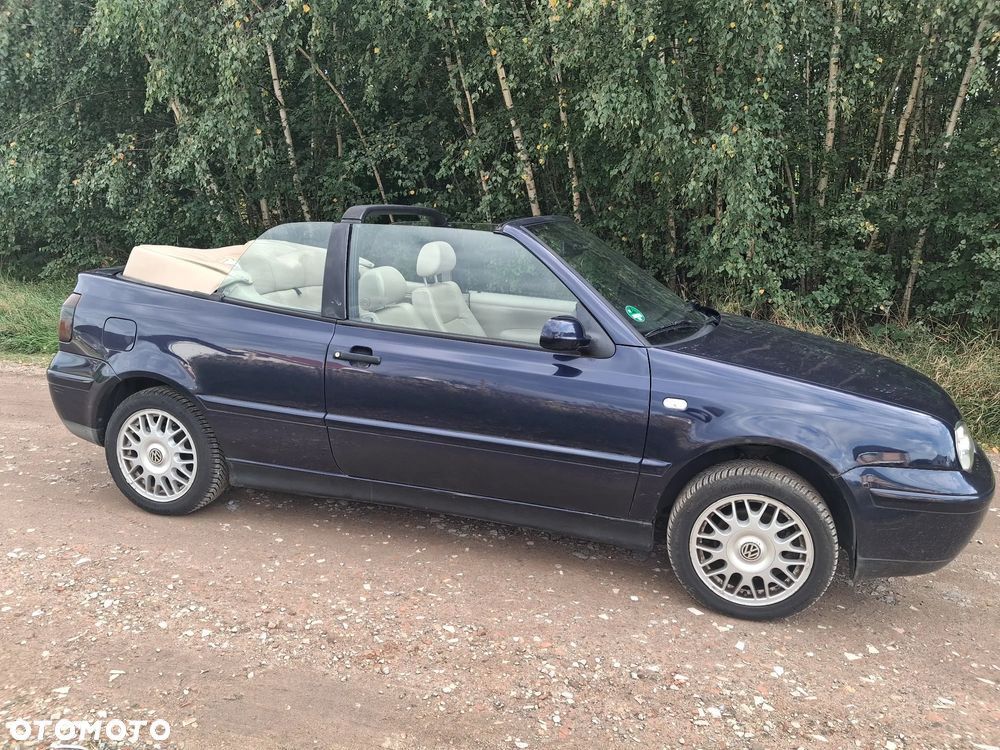 Volkswagen Golf Cabrio 2.0 - 3