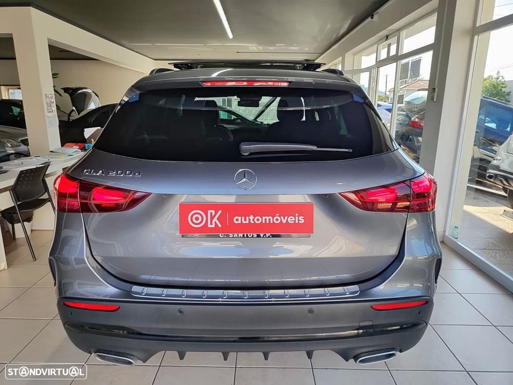Mercedes-Benz GLA 200 d AMG Line - 10