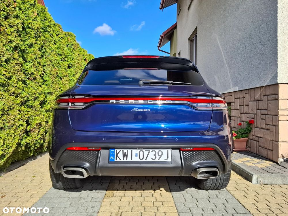 Porsche Macan - 1
