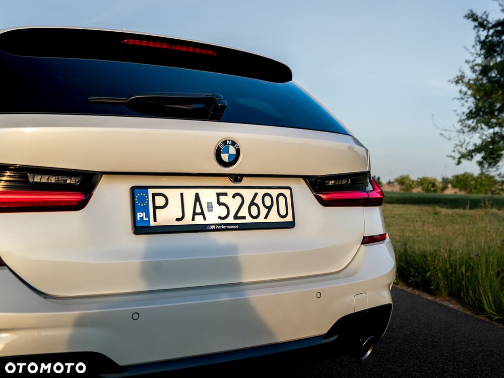 BMW Seria 3 320d xDrive mHEV M Sport sport - 14