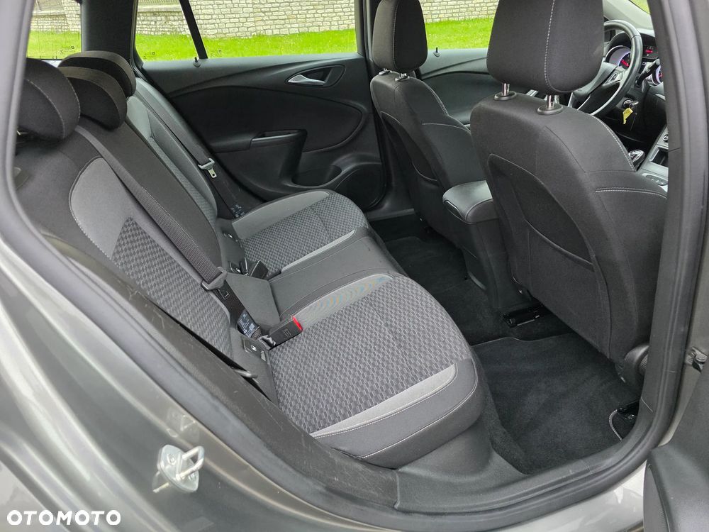 Opel Astra 1.5 D Start/Stop Elegance - 9