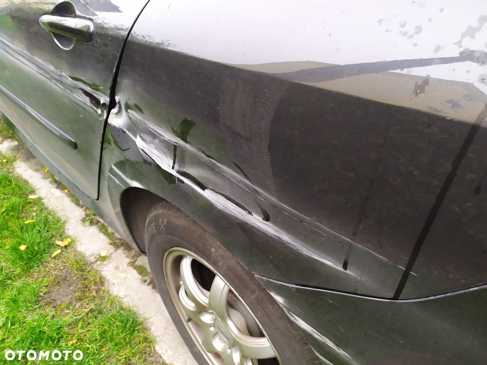 Renault Laguna Grandtour 2.0 16V 140 Emotion - 16