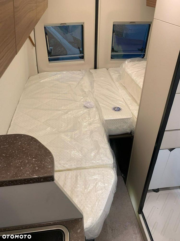 Burstner Habiton HM 6.0 kampervan Mercedesa - TERAZ z DACHEM SYPIALNYM - 10