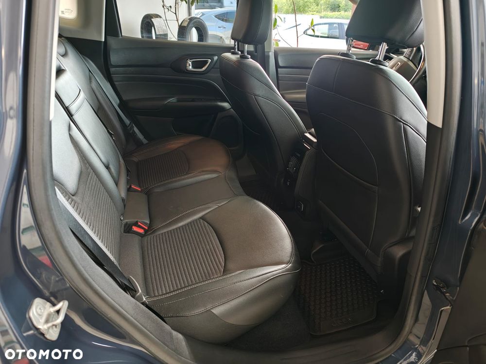 Jeep Compass 1.5 T4 mHEV Limited FWD S&S DCT - 25