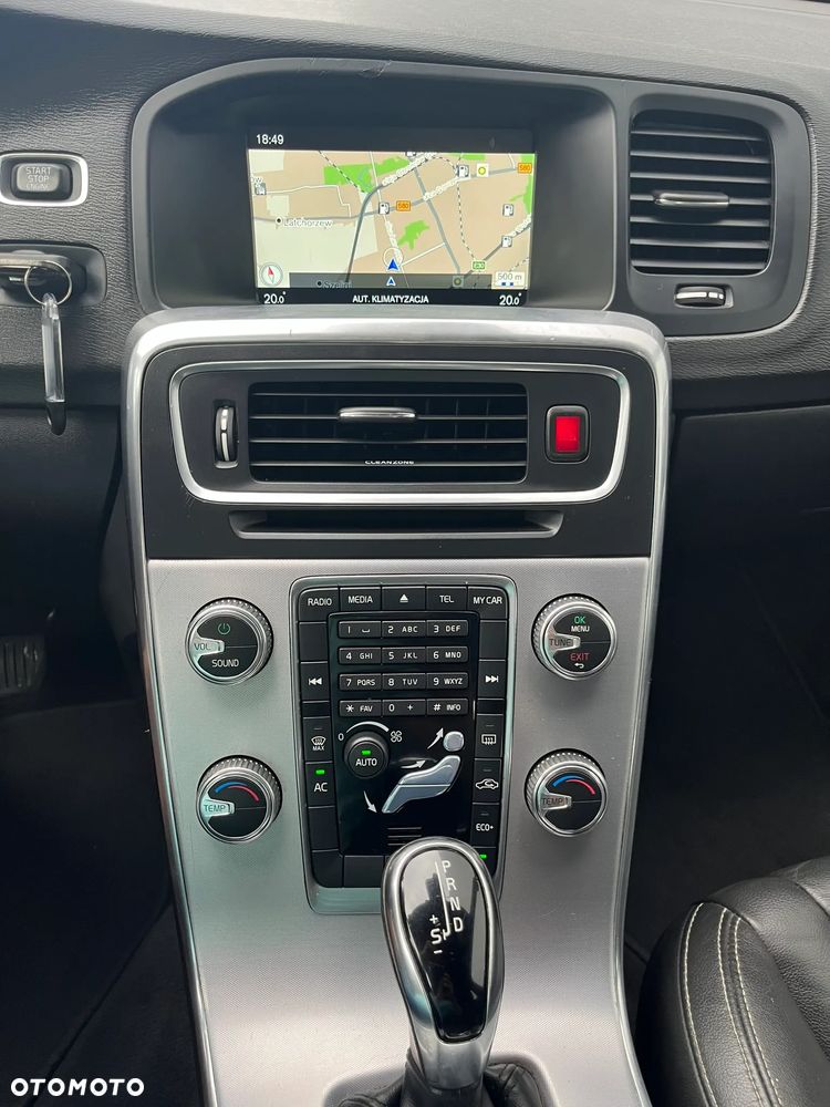 Volvo V60 D3 Drive-E Kinetic - 13