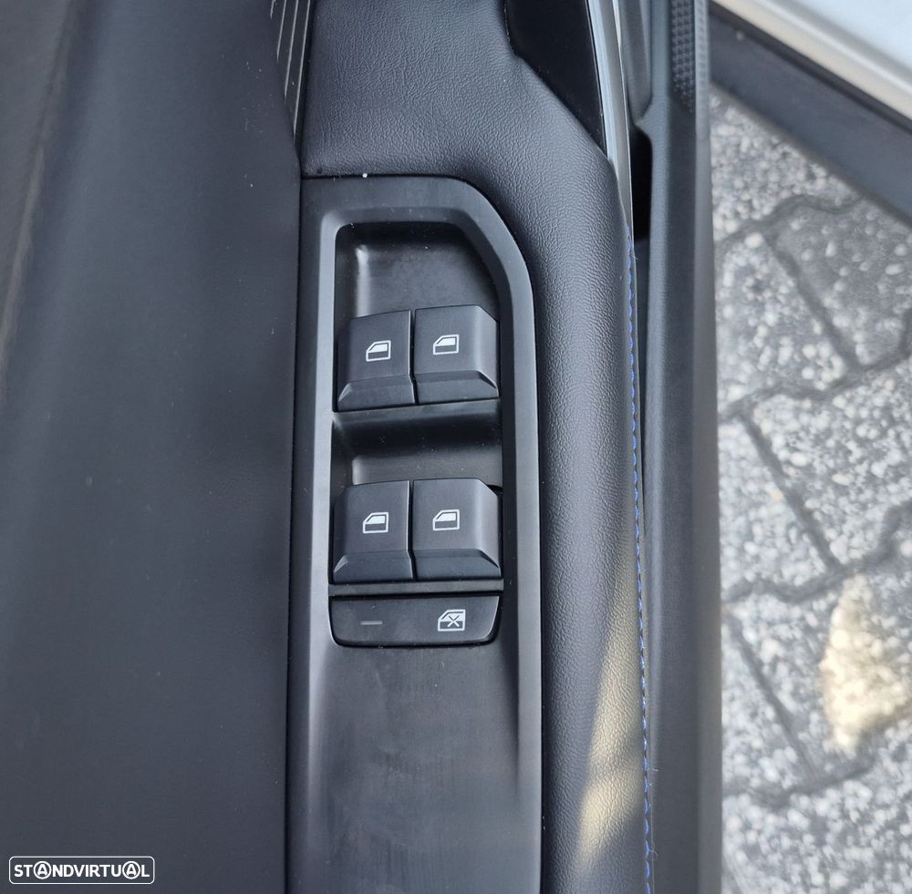 MG MG4 64 kWh Luxury - 6
